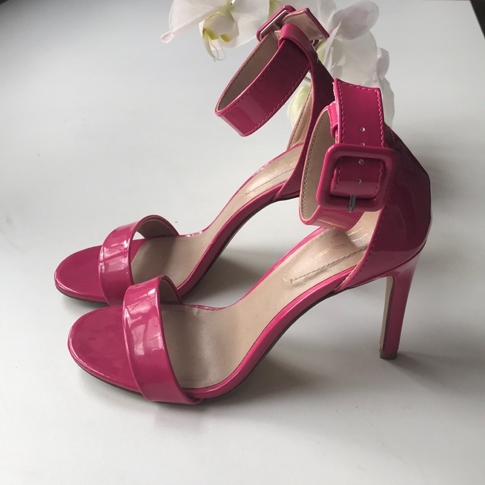 Mix no 6 stilettos 3.5” heels, magenta pink